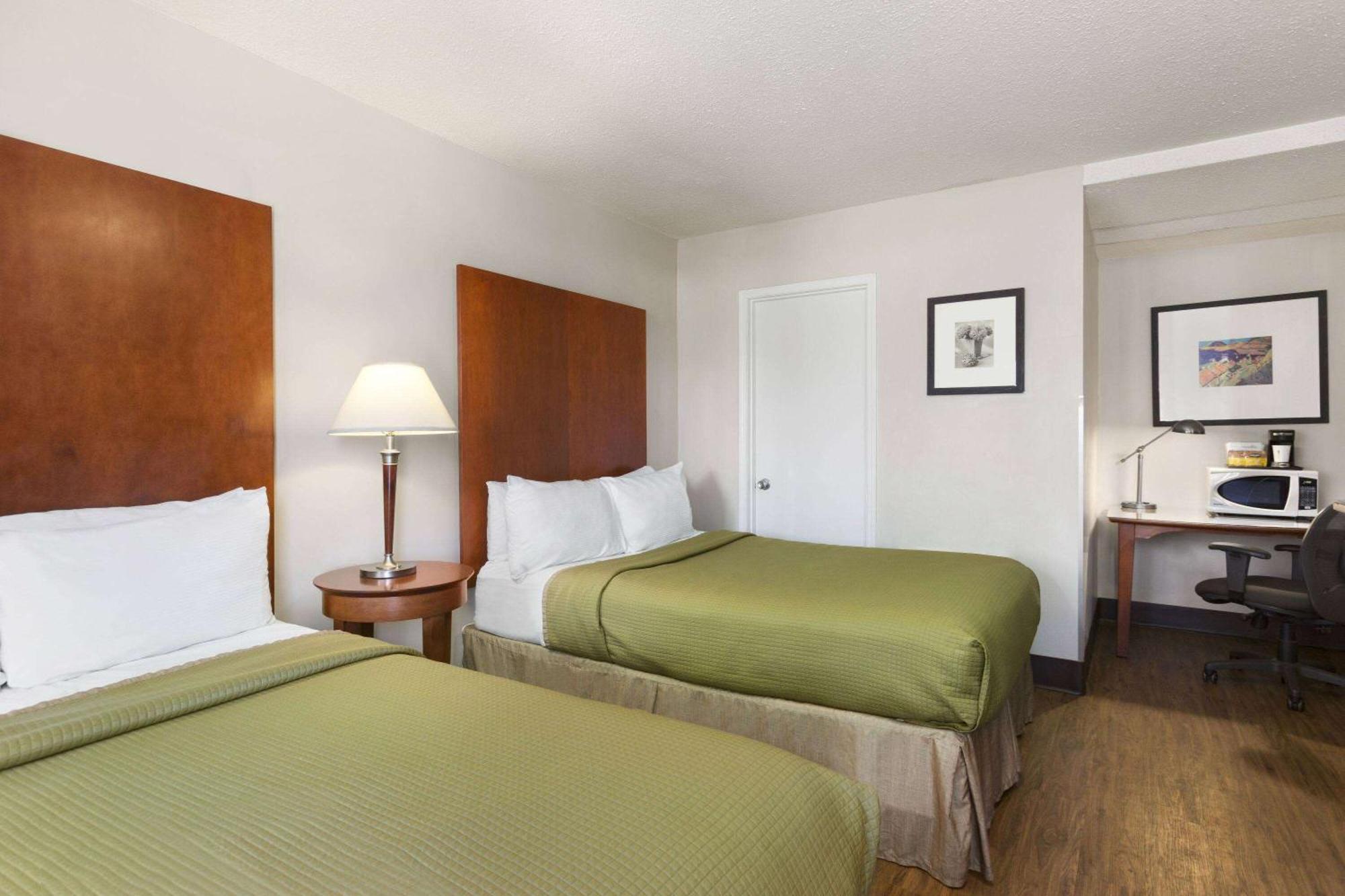 Thriftlodge Saskatoon Zewnętrze zdjęcie
